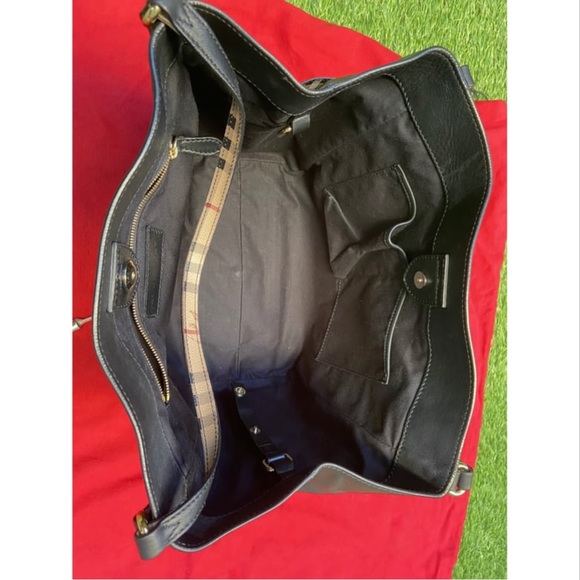 Burberry Black Leather Shoulder Bag, Excellent Condition. - Picture 8 of 10